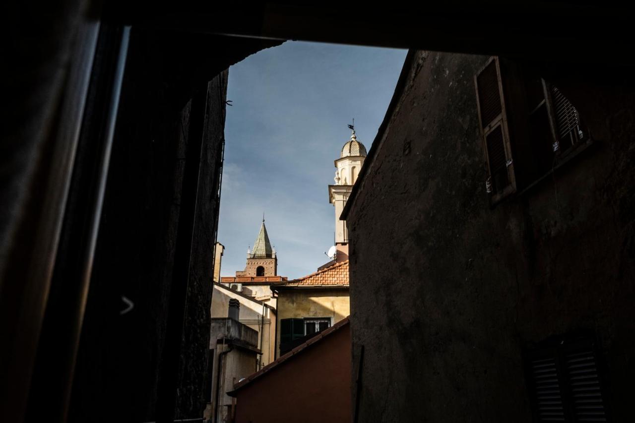 Archivolto Del Teatro Hotel Albenga Exterior photo